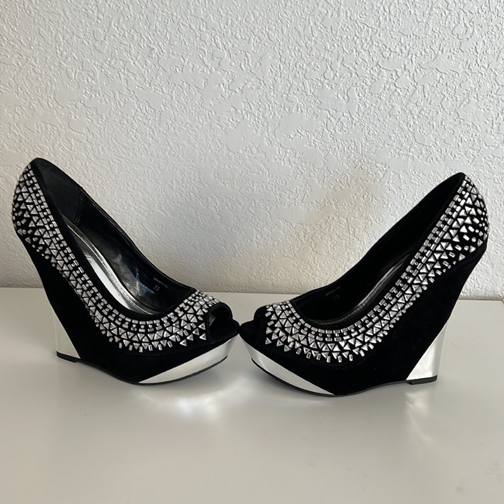 Rhinestone embellished platforms size 7.5 black and silver